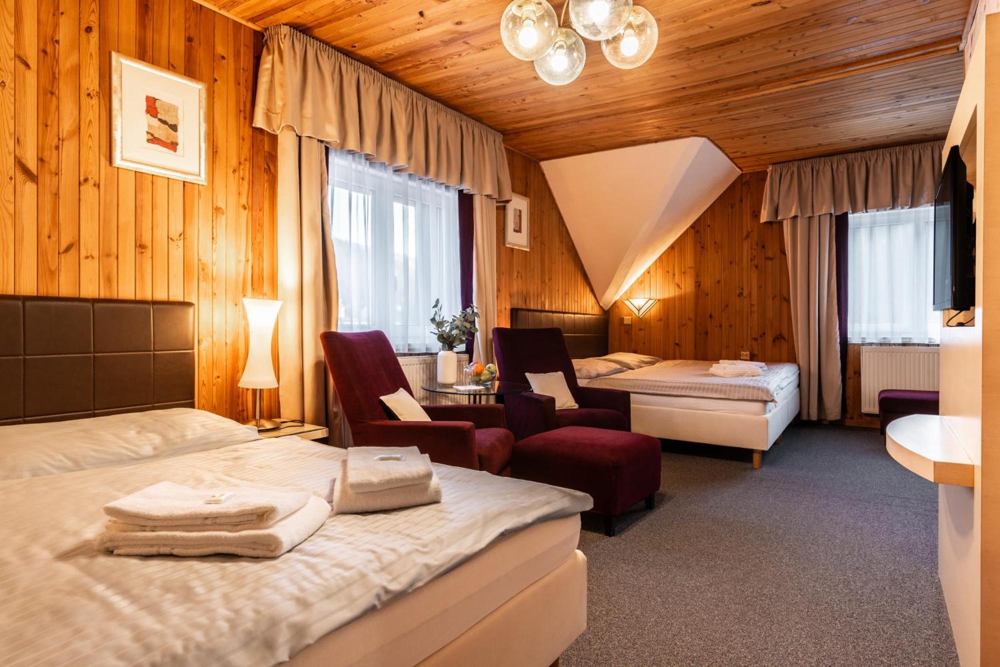 Hotel Schwarz Nové Hamry Eksteriør billede